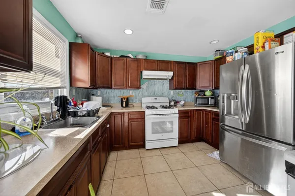 $499,000 | 532 Hartford Street, Perth Amboy, NJ 08861