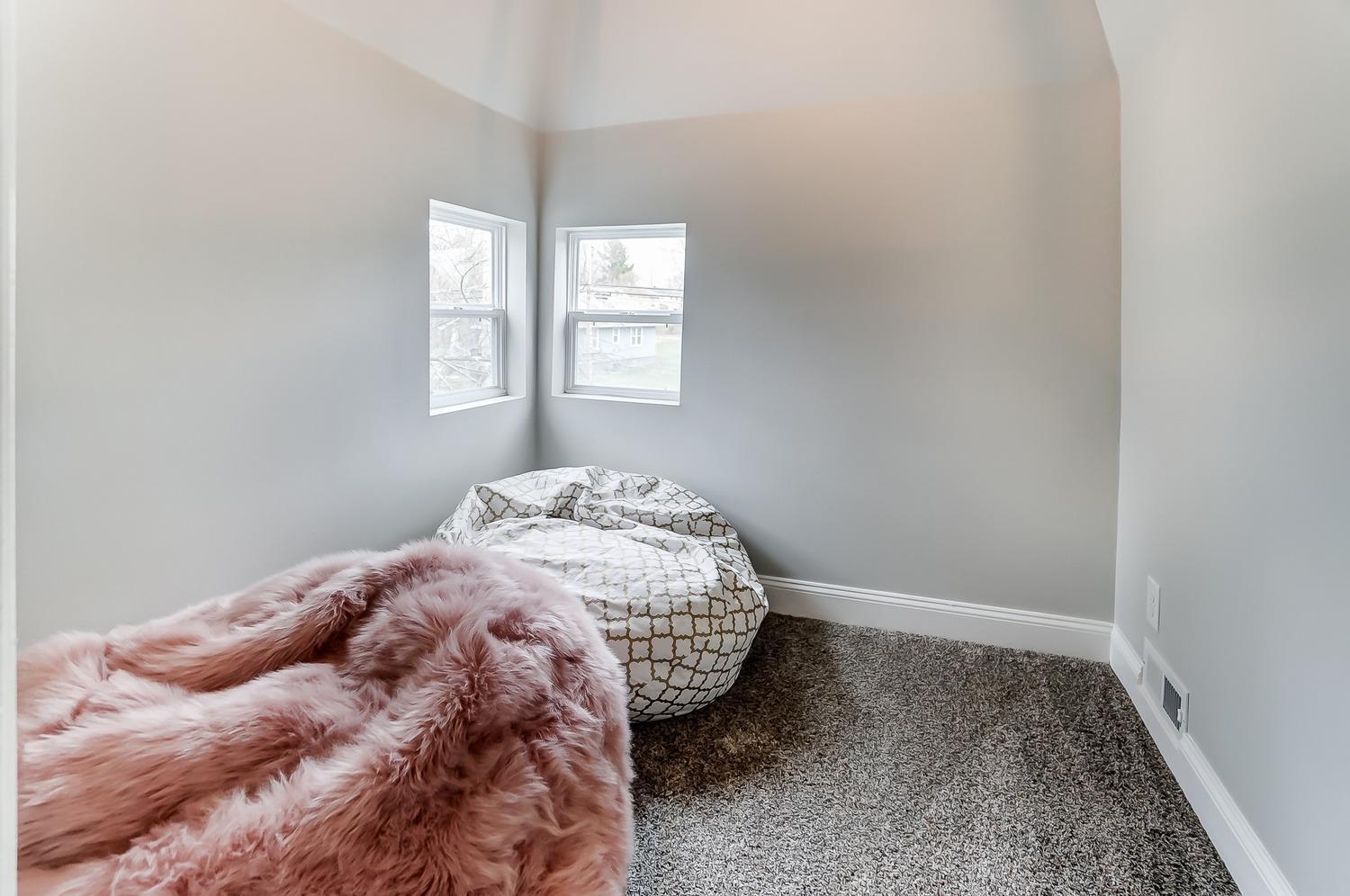 1079 Asbury Road Cincinnati, OH 45255 - Photo 25 of 50 Gallery Image 25
