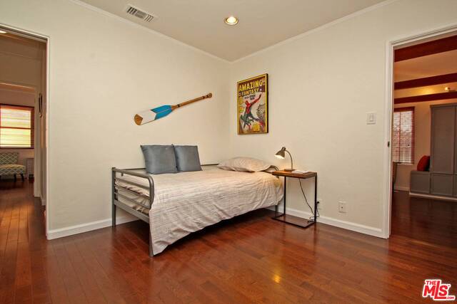 2427 Canyon Drive Los Angeles, CA 90068 - Photo 11 of 18