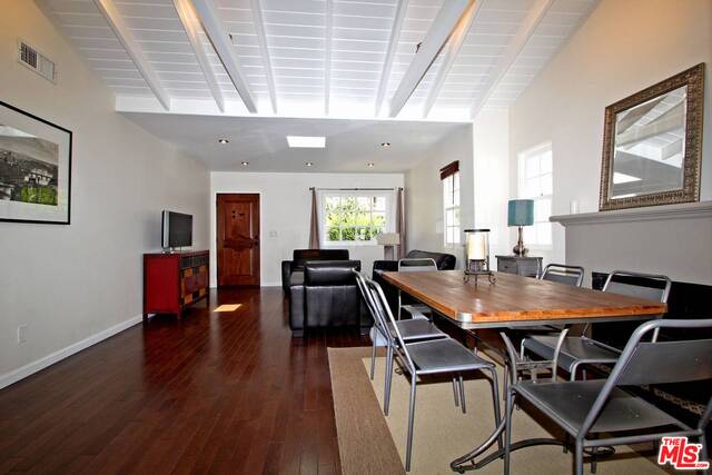 2427 Canyon Drive Los Angeles, CA 90068 - Photo 5 of 18