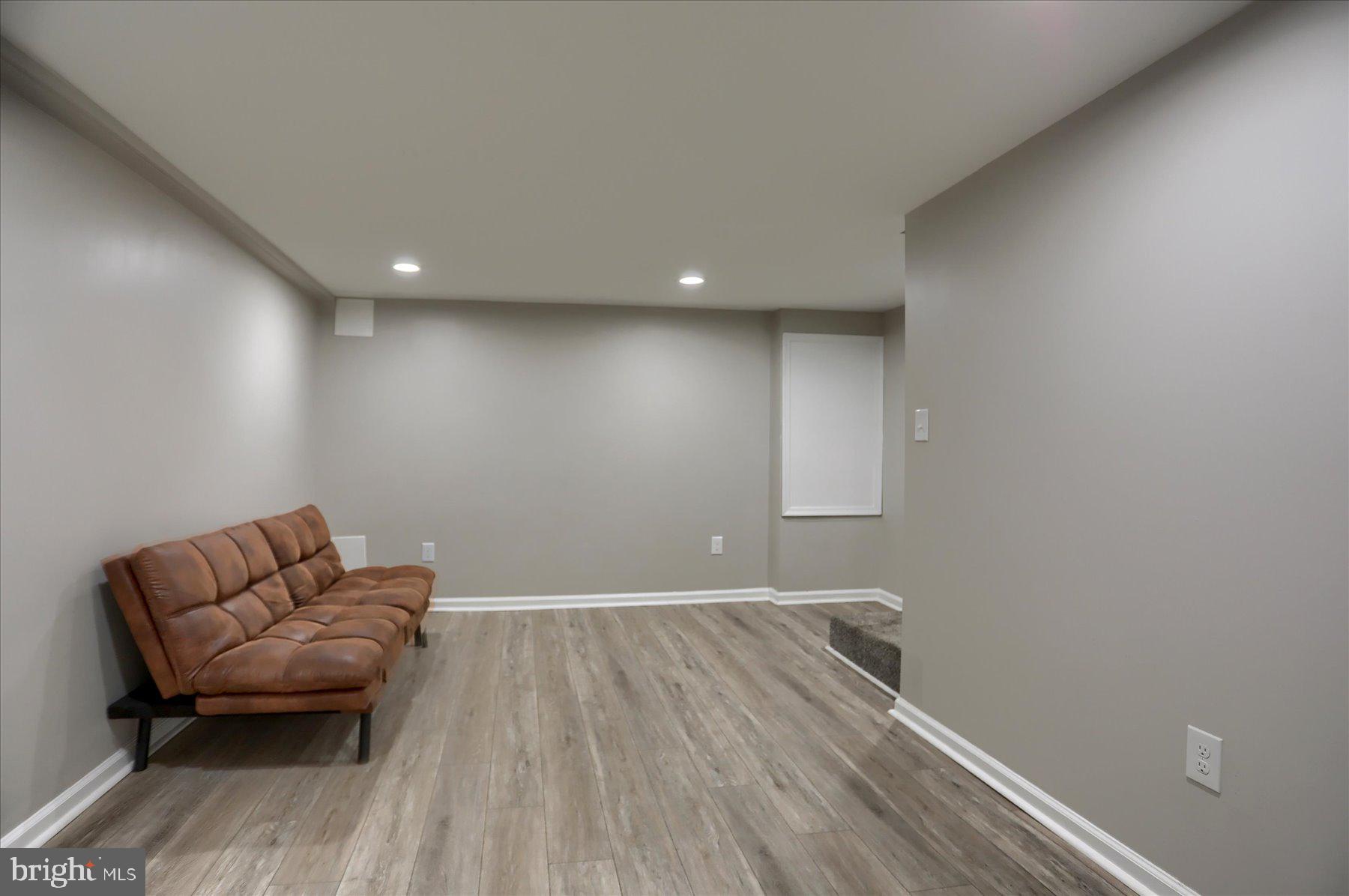 1207 Anglesea Street Baltimore, MD 21224 - Photo 18 of 28