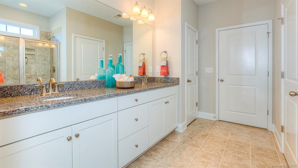 2 Regent Heights Road, Unit 5 Leicester, NC 28748 - Photo 8 of 14 Gallery Image 8