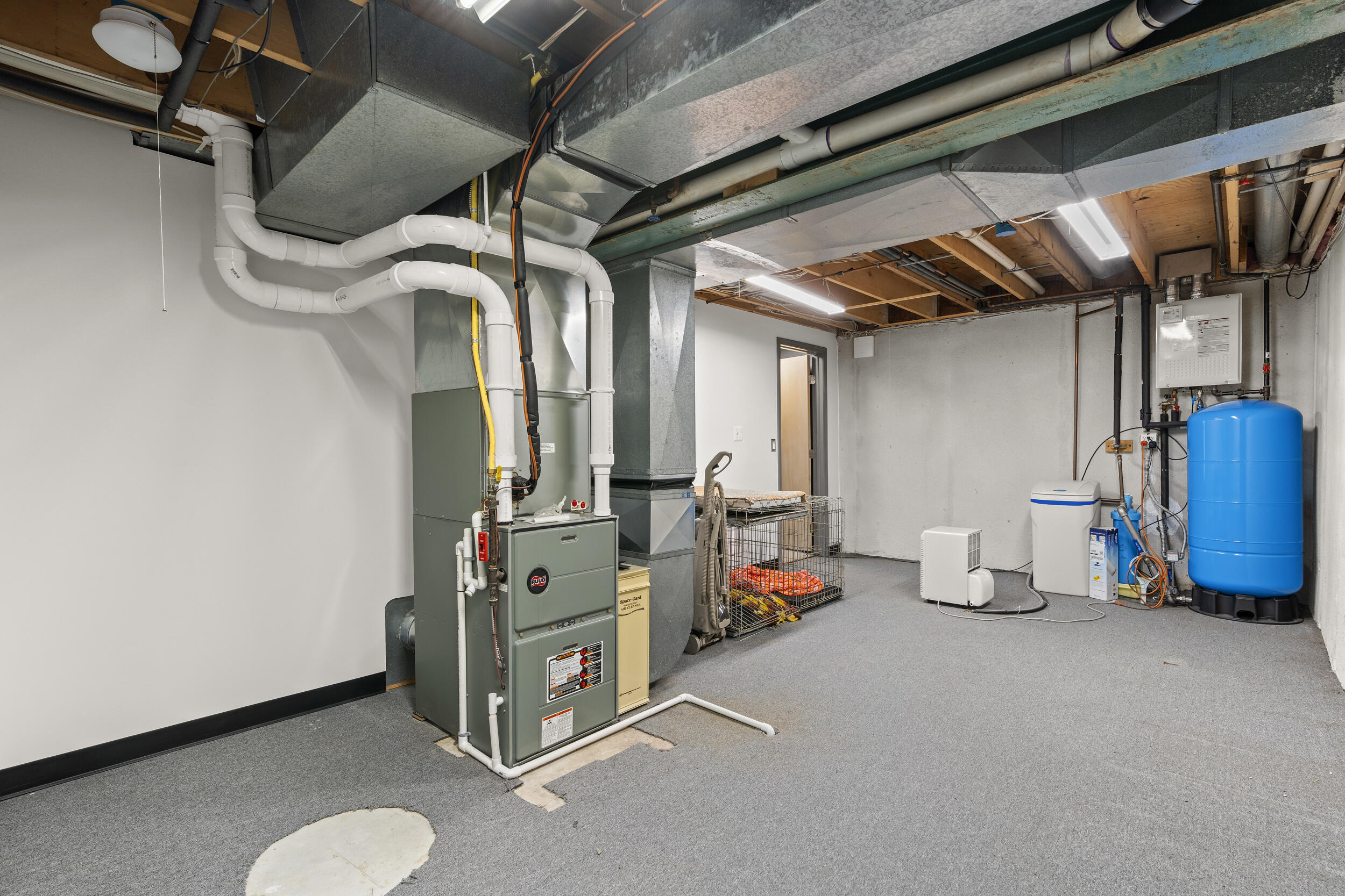 5557 North Territorial Road Ann Arbor, MI 48105 - Photo 39 of 54 188