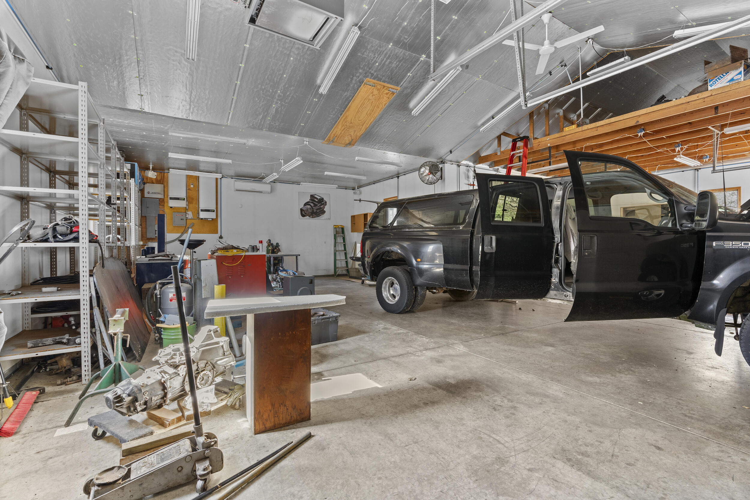 5557 North Territorial Road Ann Arbor, MI 48105 - Photo 46 of 54 238