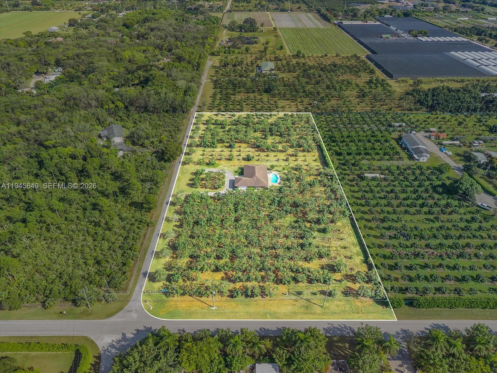 15150 Southwest 240th Street Homestead, FL 33032 - Photo 35 of 38 a view of a yard