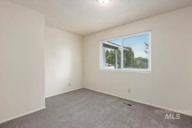 $359,900 | 551 Park Meadows Circle, Twin Falls, ID 83301