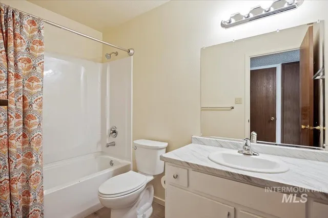 $359,900 | 551 Park Meadows Circle, Twin Falls, ID 83301