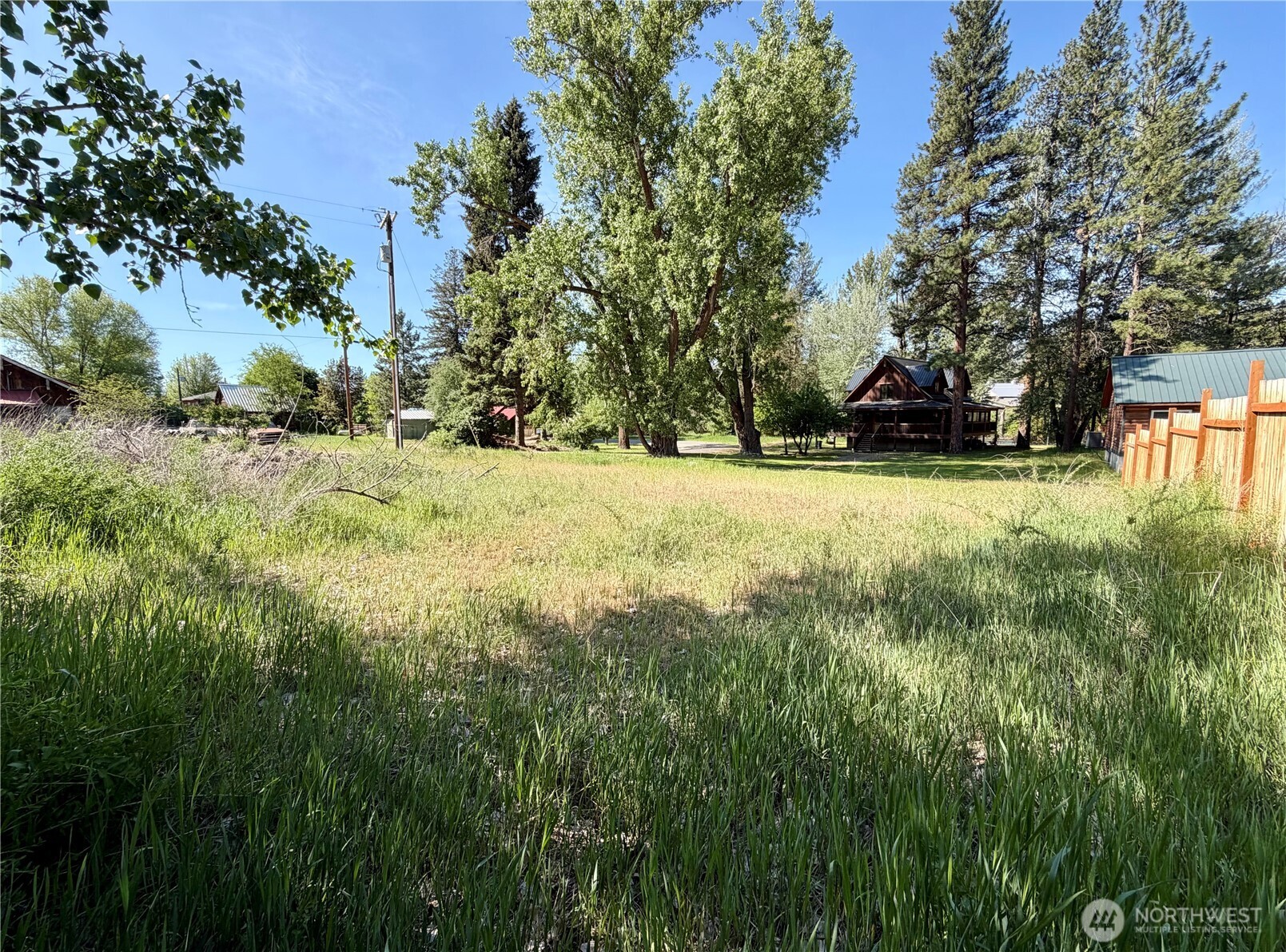 623 Main Street Winthrop, WA 98862 - Photo 2 of 22