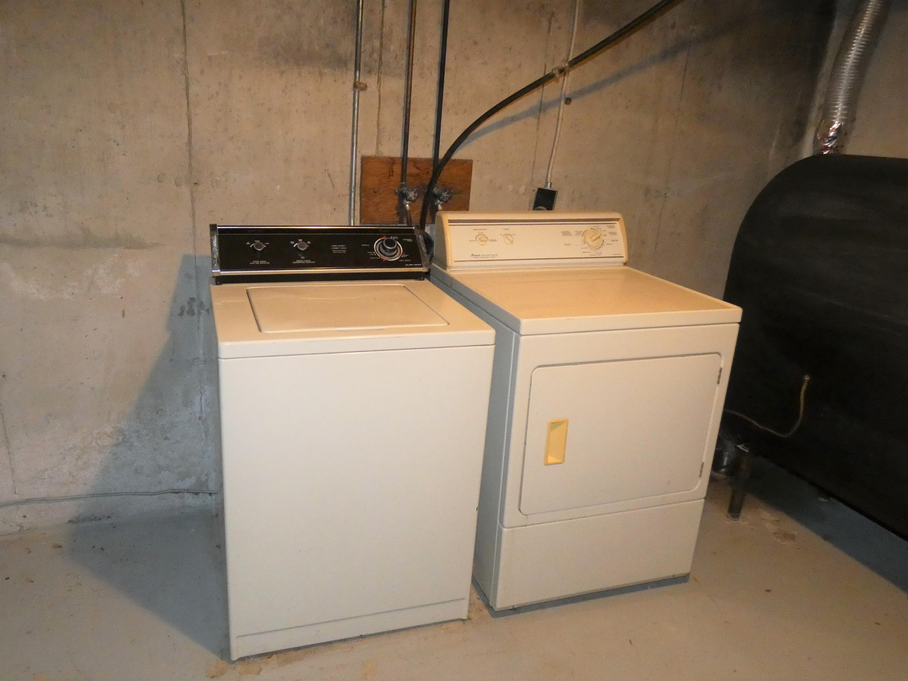 356 Poland Corner Road Poland, ME 04274 - Photo 23 of 30 Laundry