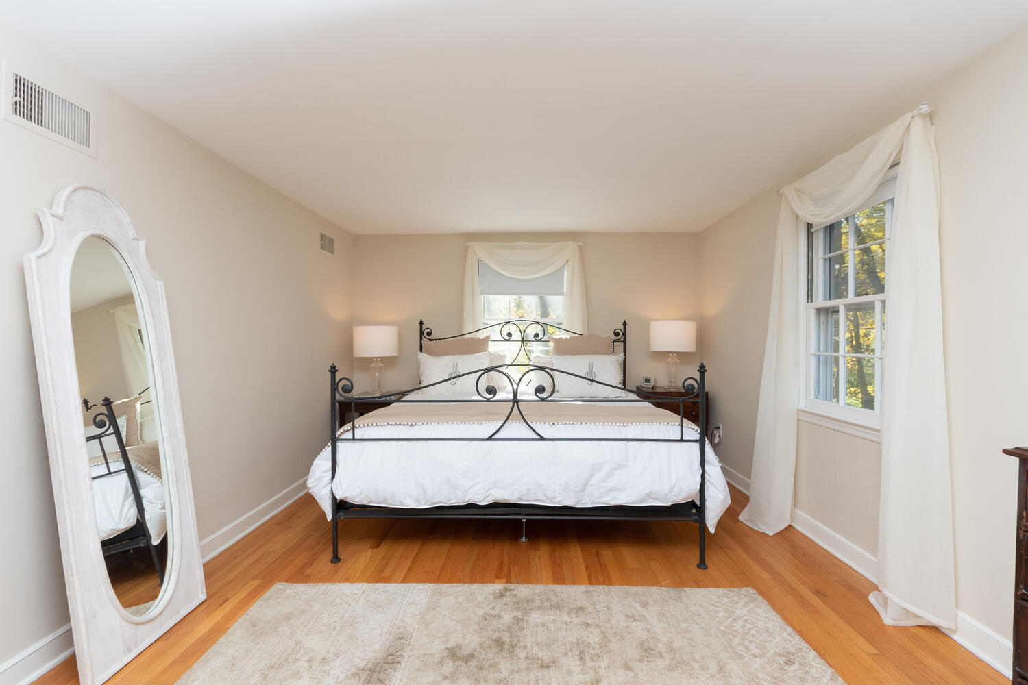 297 Brookside Road Darien, CT 06820 - Photo 30 of 63 297 Brookside Rd Darien CT-large-038-017