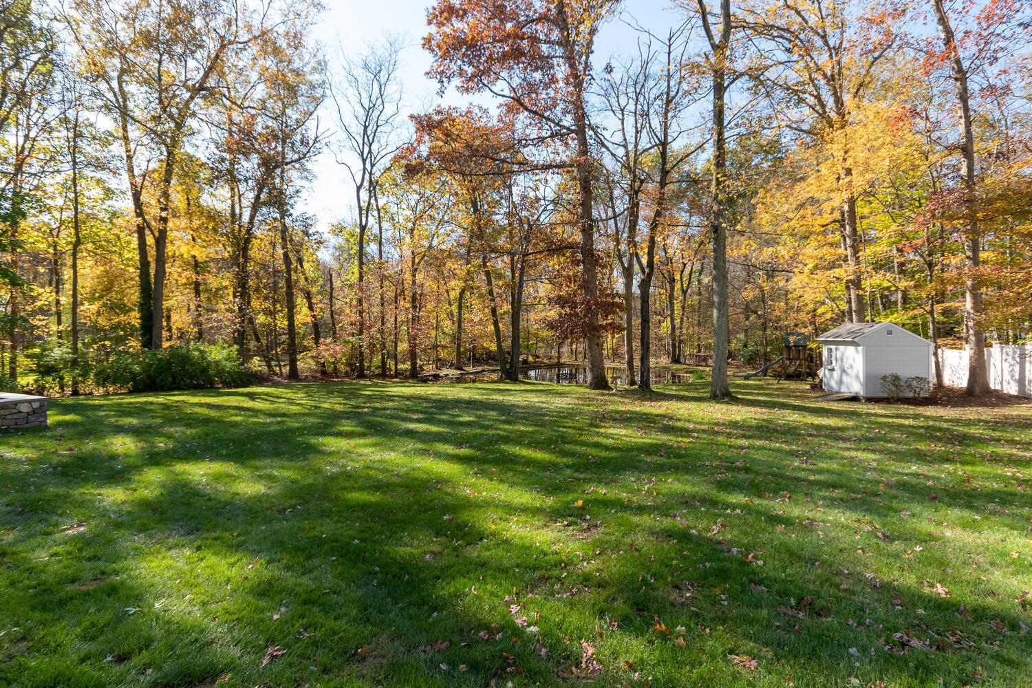 297 Brookside Road Darien, CT 06820 - Photo 48 of 63 297 Brookside Rd Darien CT-large-057-060