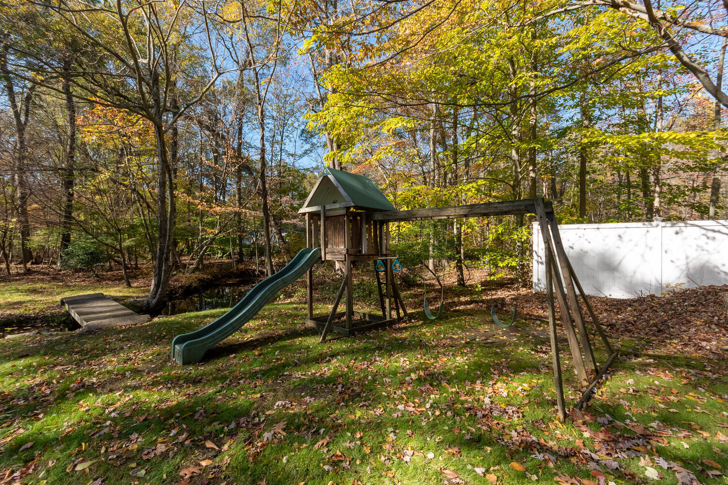 297 Brookside Road Darien, CT 06820 - Photo 55 of 63 a view of a slide