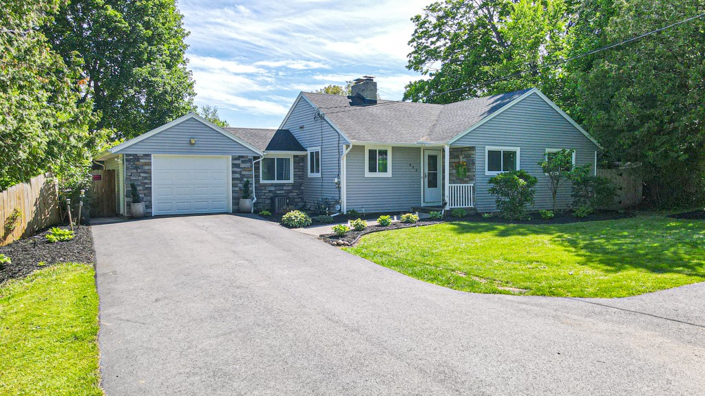 653 Brooks Road Henrietta, NY 14586 - Photo 1 of 34