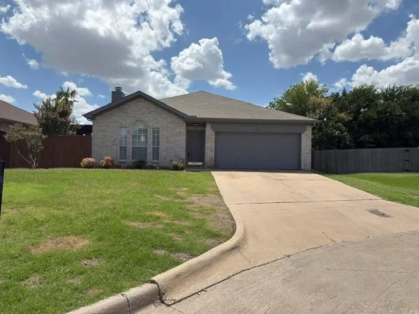 $300,000 | 4425 Park Creek Court, Fort Worth, TX 76137