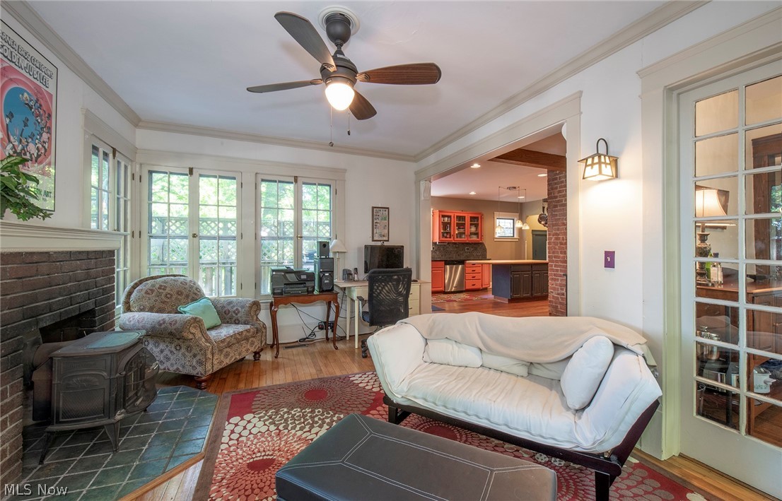 2965 Hampshire Road Cleveland, OH 44118 - Photo 11 of 35 Gallery Image 11