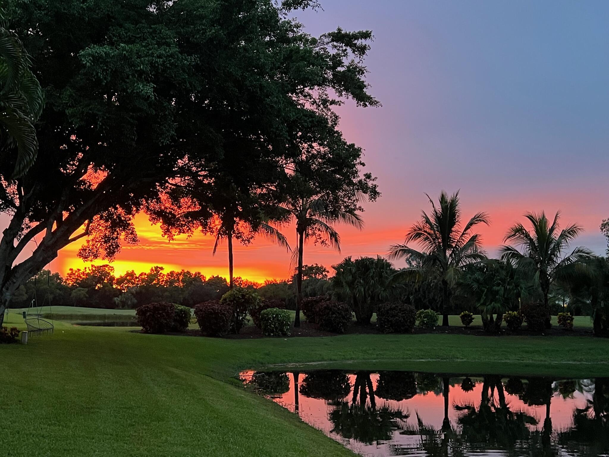 11288 Cloverleaf Circle Boca Raton, FL 33428 - Photo 4 of 55 Sunset Views