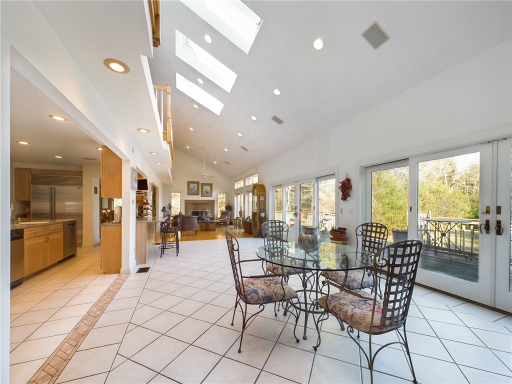 319 Old Coach Road Charlestown, RI 02813 - Photo 14 of 39 Gallery Image 14