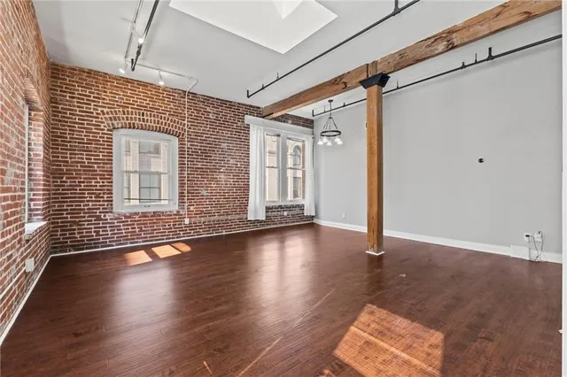 $249,000 | 308 West 8th Street, Unit 513, Kansas City, MO 64105