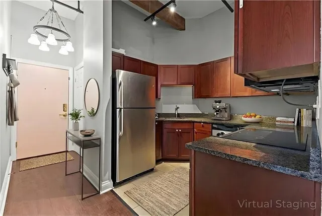 $249,000 | 308 West 8th Street, Unit 513, Kansas City, MO 64105