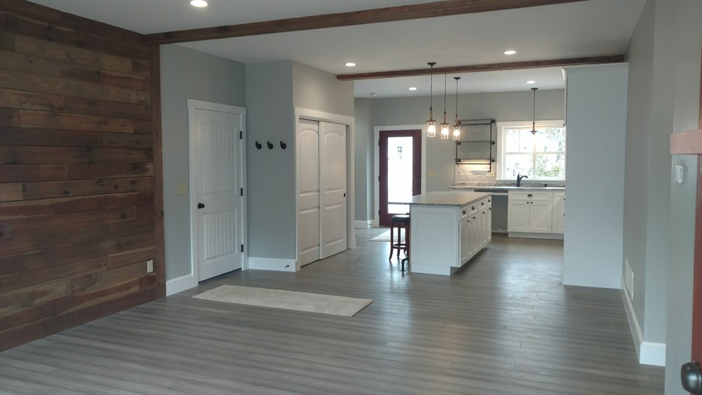97 County Road Mattapoisett, MA 02739 - Photo 4 of 11 Gallery Image 4