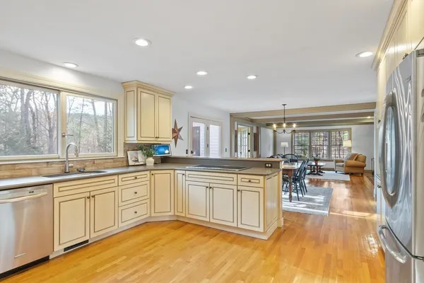 $1,200,000 | 29 Brookmill Road, Stow, MA 01775