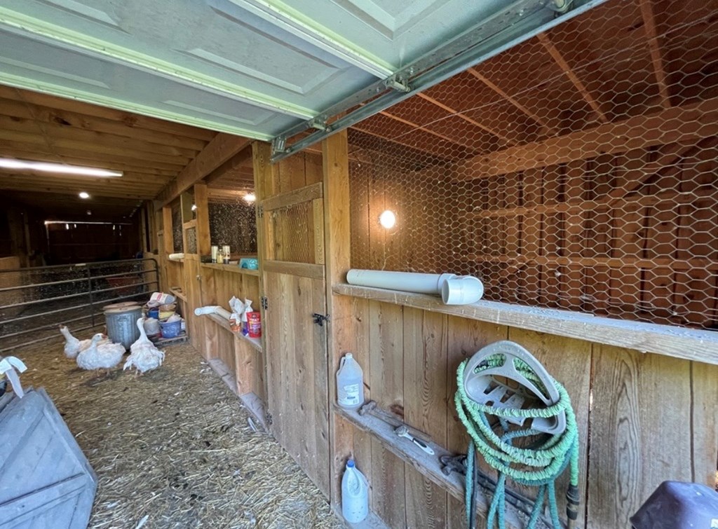 1226 Mercer Road Franklin, PA 16323 - Photo 32 of 68