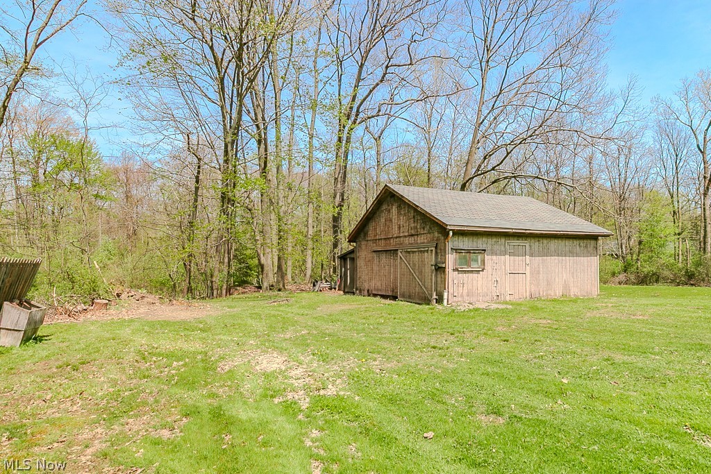 8839 Billings Road Kirtland, OH 44094 - Photo 32 of 35