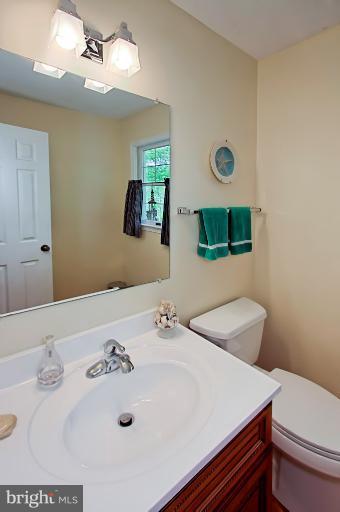 7420 Brian Run Court Springfield, VA 22153 - Photo 28 of 30 Bath