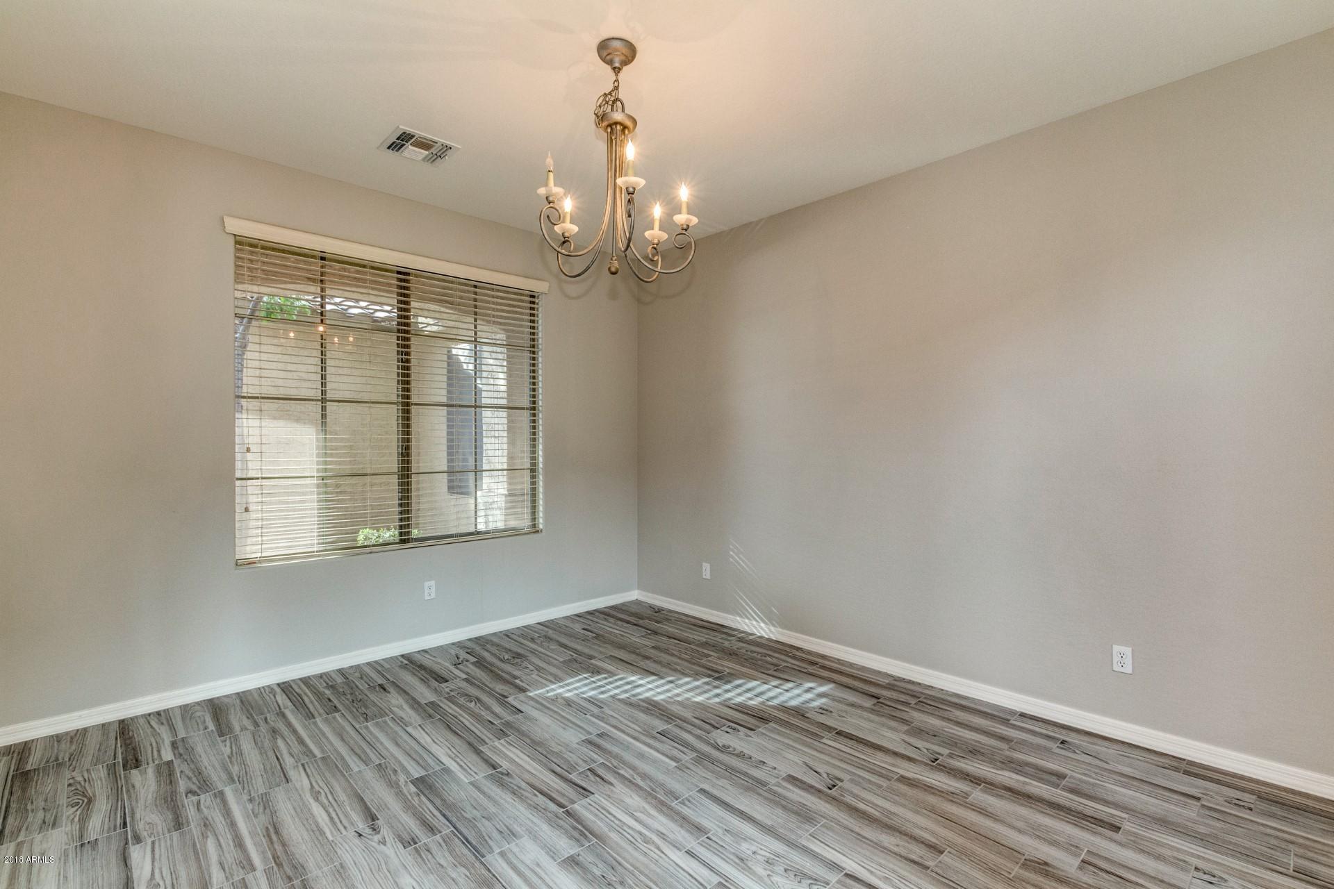 15264 West Redfield Road Surprise, AZ 85379 - Photo 6 of 28 Dining Room