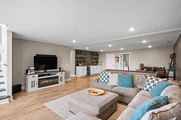 $695,000 | 4855 Geneva Golf Club Drive, Alexandria, MN 56308