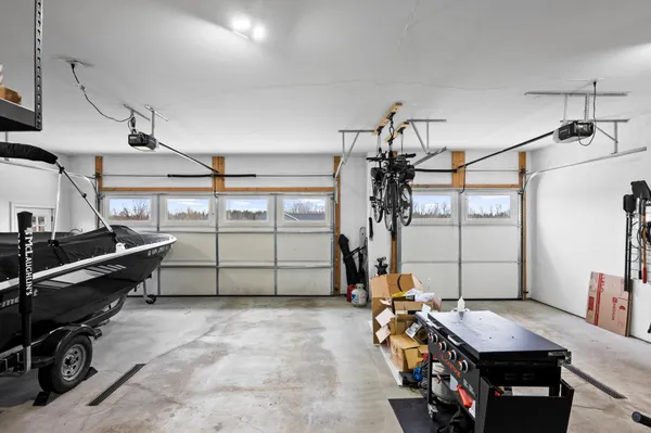 $695,000 | 4855 Geneva Golf Club Drive, Alexandria, MN 56308