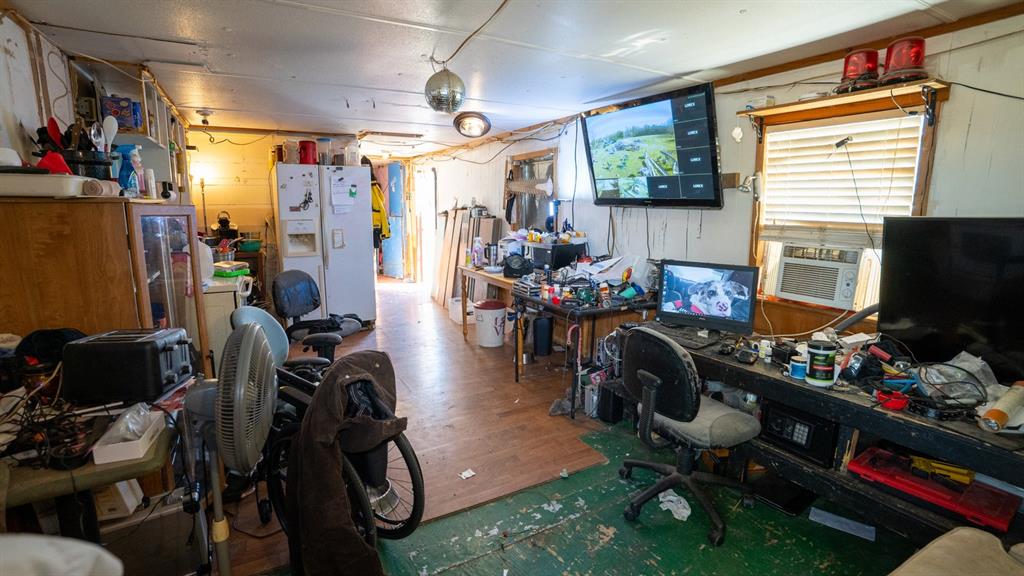 7000 County Road 131B Terrell, TX 75161 - Photo 10 of 24 a view of a room with gym equipment