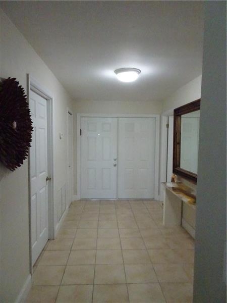 96 Del Rio Boulevard Boca Raton, FL 33432 - Photo 3 of 9 ENTRANCE