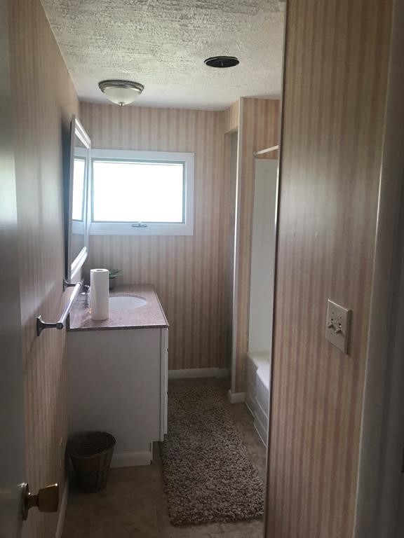 2515 Zimmerly Road Erie, PA 16506 - Photo 15 of 19 Gallery Image 15