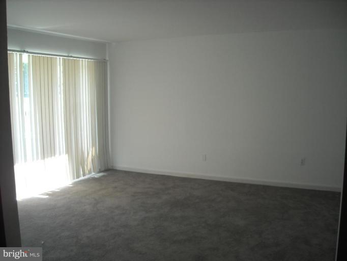 9700 Eustice Road Randallstown, MD 21133 - Photo 3 of 6 Living Room
