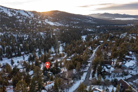 $679,000 | 43888 Yosemite Drive, Big Bear Lake, CA 92315