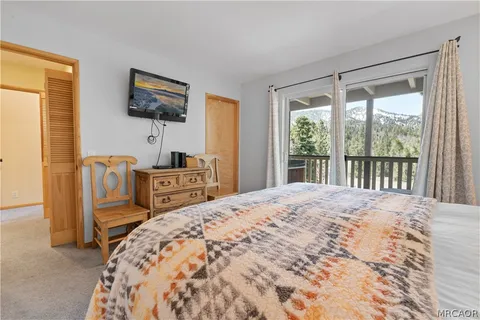 $679,000 | 43888 Yosemite Drive, Big Bear Lake, CA 92315