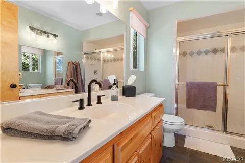 $679,000 | 43888 Yosemite Drive, Big Bear Lake, CA 92315