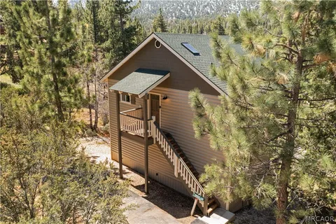 $679,000 | 43888 Yosemite Drive, Big Bear Lake, CA 92315
