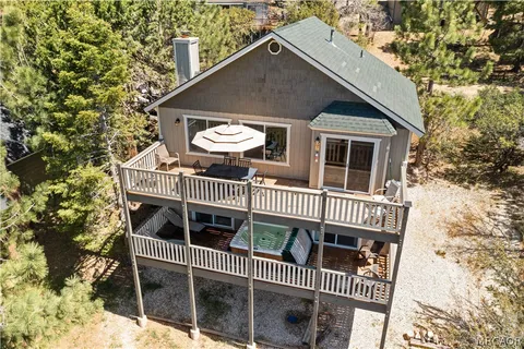 $679,000 | 43888 Yosemite Drive, Big Bear Lake, CA 92315