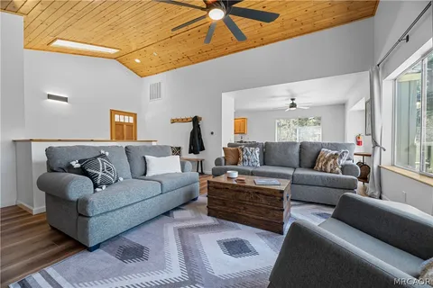 $679,000 | 43888 Yosemite Drive, Big Bear Lake, CA 92315