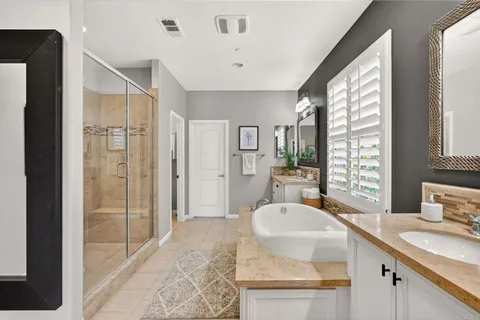 $2,349,000 | 15864 Via Montenero, San Diego, CA 92127