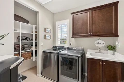 $2,349,000 | 15864 Via Montenero, San Diego, CA 92127