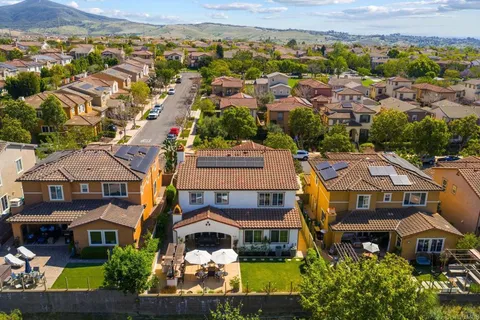 $2,349,000 | 15864 Via Montenero, San Diego, CA 92127