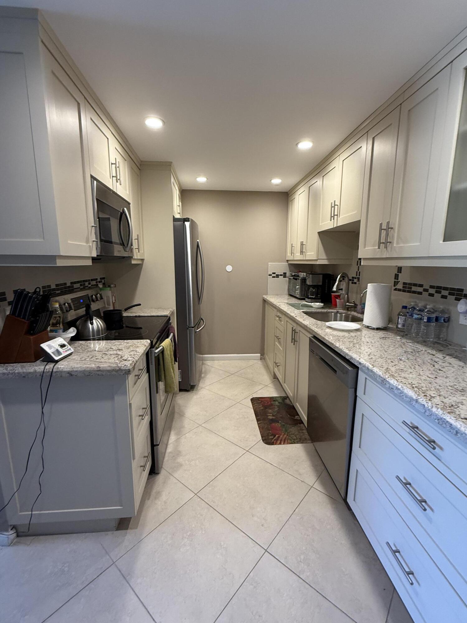 1008 Wolverton East Boca Raton, FL 33434 - Photo 3 of 17 1008 003 - Copy