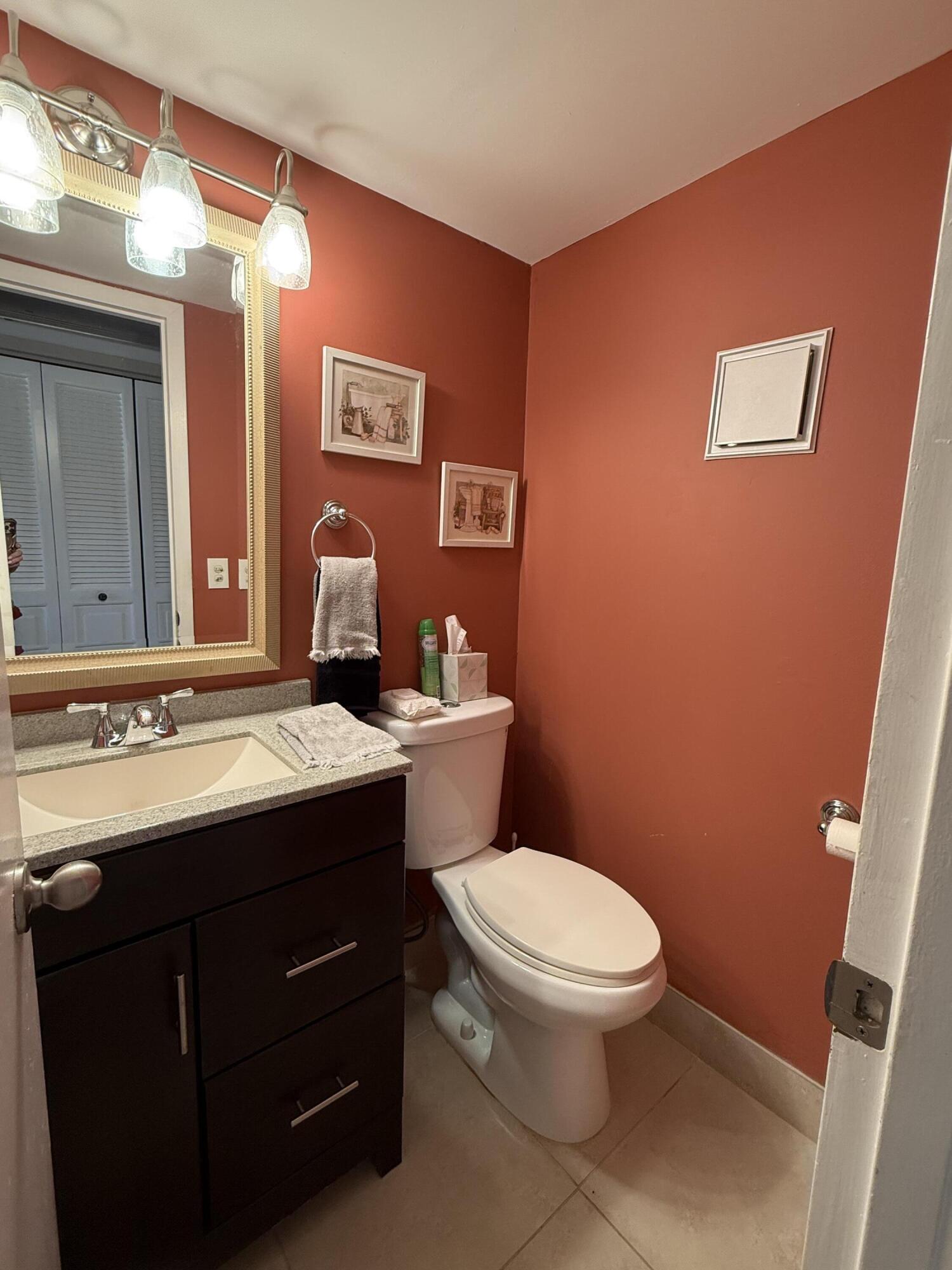 1008 Wolverton East Boca Raton, FL 33434 - Photo 7 of 17 1008 007