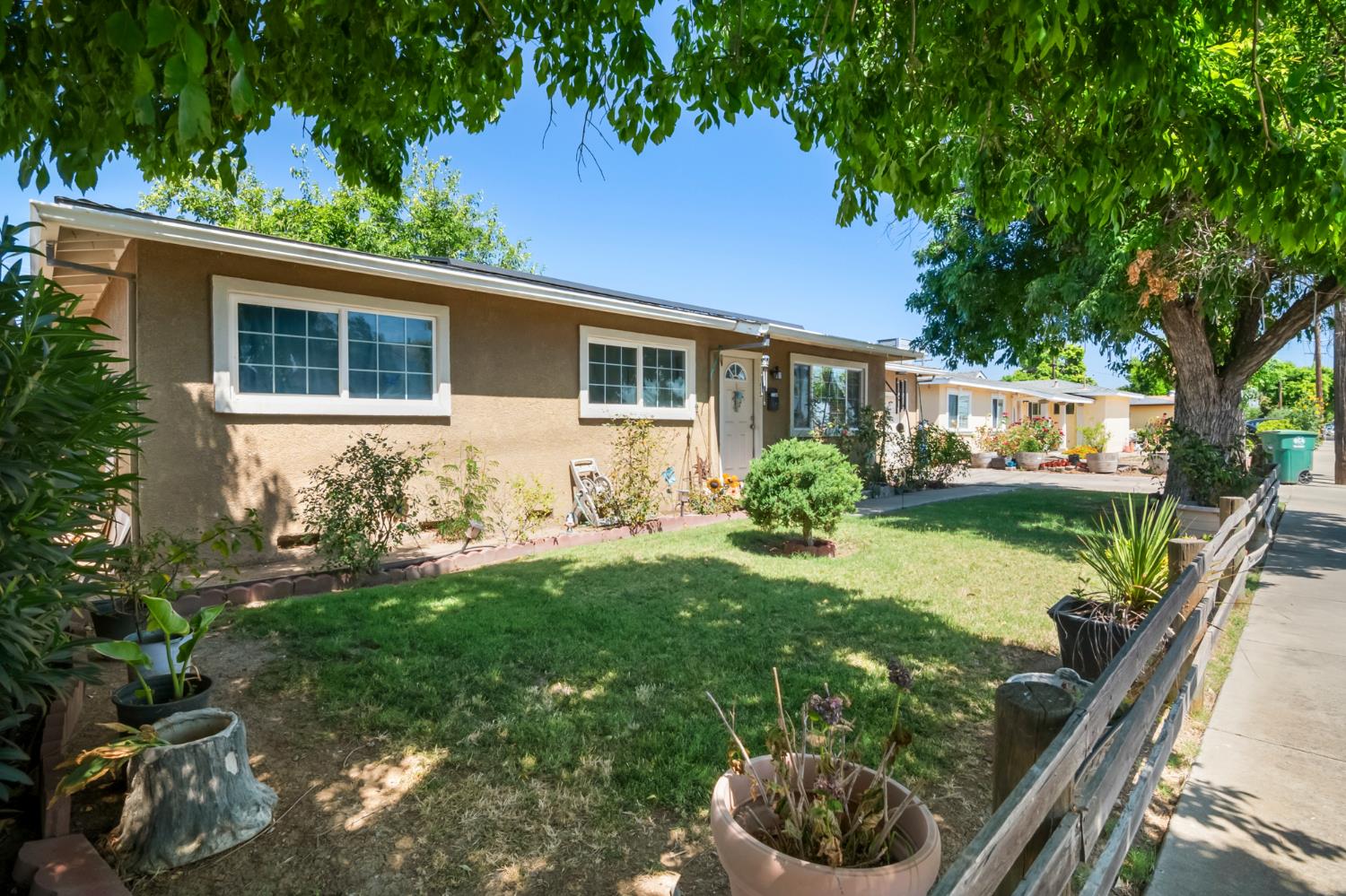 155 North Mercey Springs Road Los Banos, CA 93635 - Photo 3 of 22