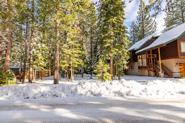 $160,000 | 863 Julie Lane, South Lake Tahoe, CA 96150