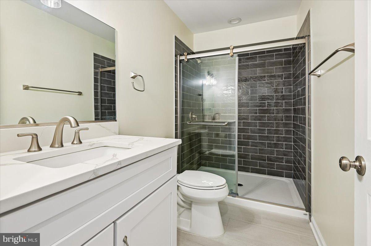 5097 Columbia Road, Unit 16 18 Columbia, MD 21044 - Photo 32 of 65 Hall Bath