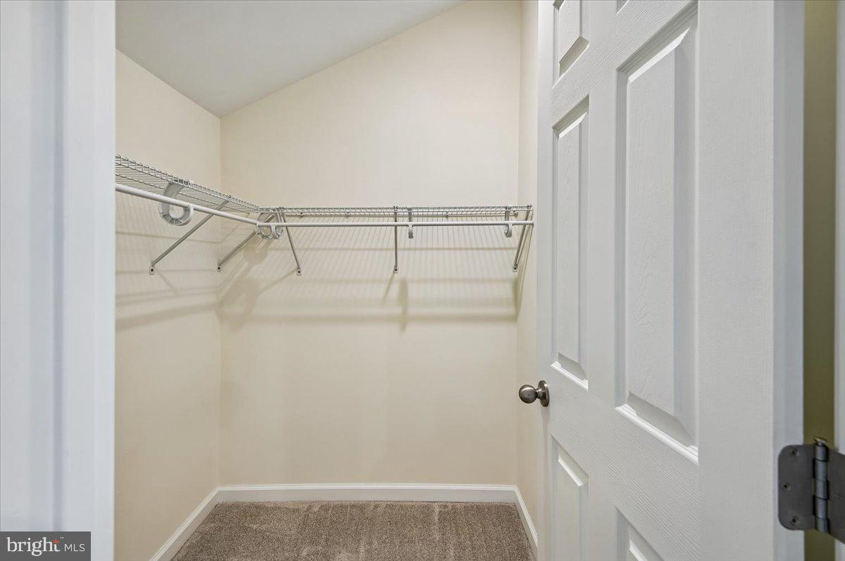 5097 Columbia Road, Unit 16 18 Columbia, MD 21044 - Photo 35 of 65 Bedroom/Office walk in closet